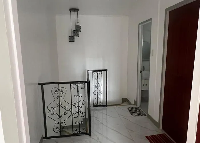 Ferienhaus Two Story Richwood Townhome Breakfast Offered Compostela (Cebu)