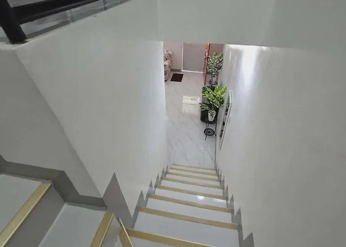Two Story Richwood Townhome Breakfast Offered * Compostela (Cebu)